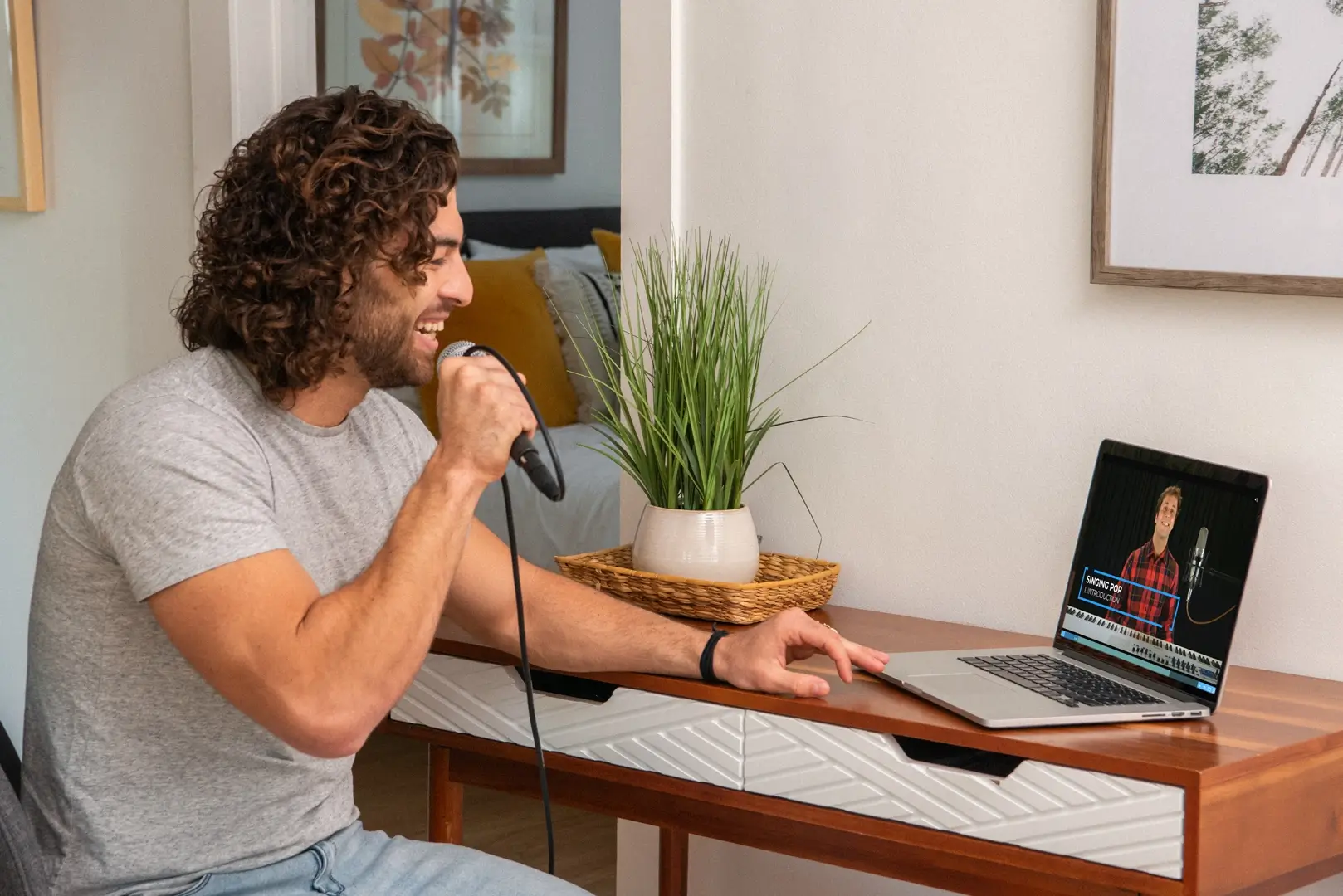30 Day Singer: Online Singing Lessons That Work!
